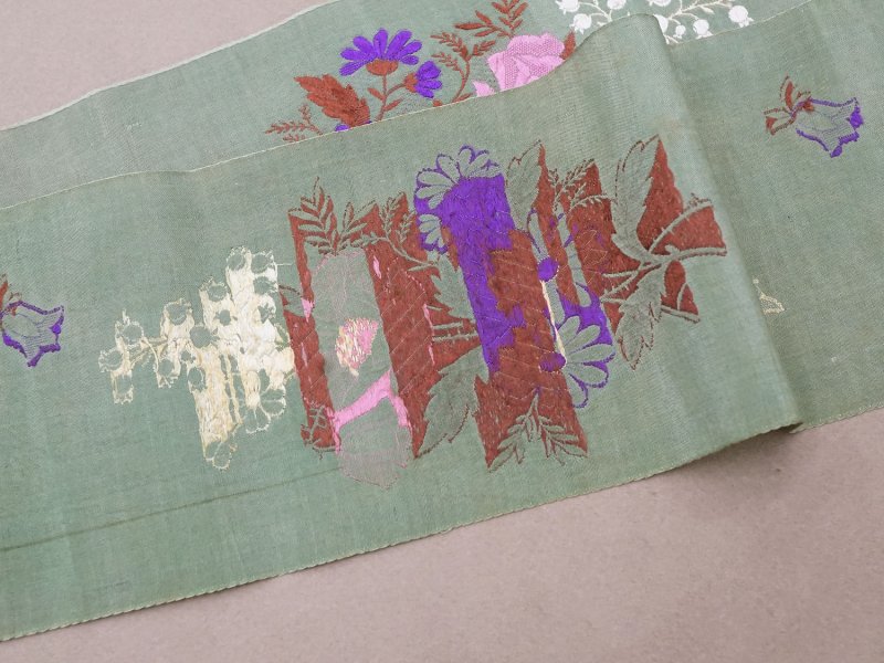 画像7: ＊蚤の市＊19世紀 アンティーク シルク製  花束の刺繍入り 幅広リボン 鈴蘭 1.9m