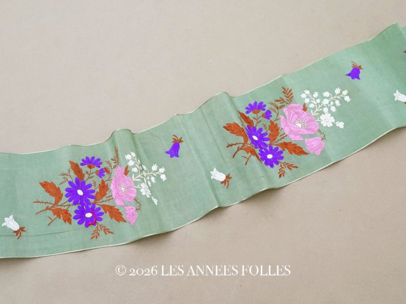画像1: ＊蚤の市＊19世紀 アンティーク シルク製  花束の刺繍入り 幅広リボン 鈴蘭 1.9m