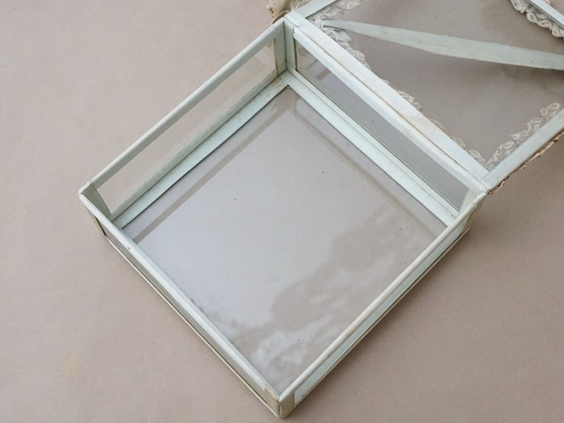 画像12: アンティーク 大きなジュエリーボックス ペールブルー リボン＆レース ガラスケース 20×20×7.5cm