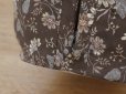 画像13: アンティーク ティーコージー イニシャル入り 花模様 ティーポットカバー (13)