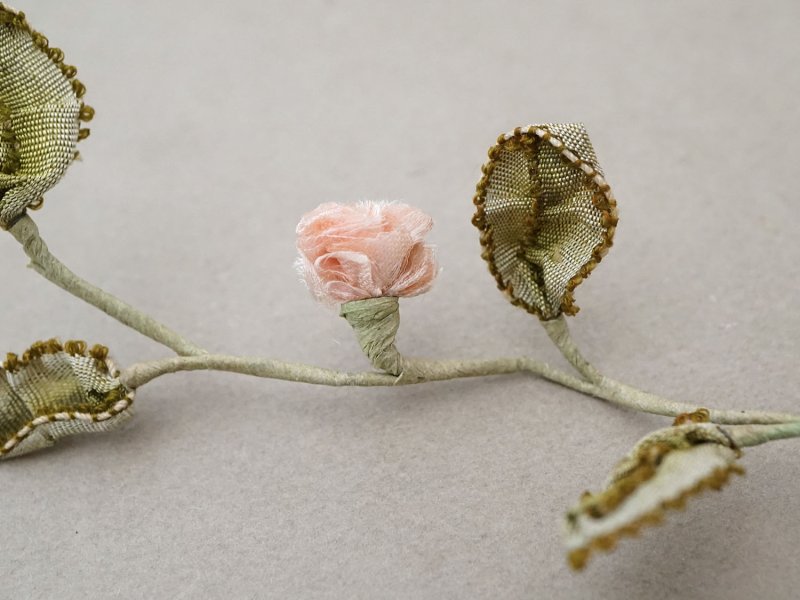 画像3: アンティーク シルク製 薔薇のロココトリム  42cm