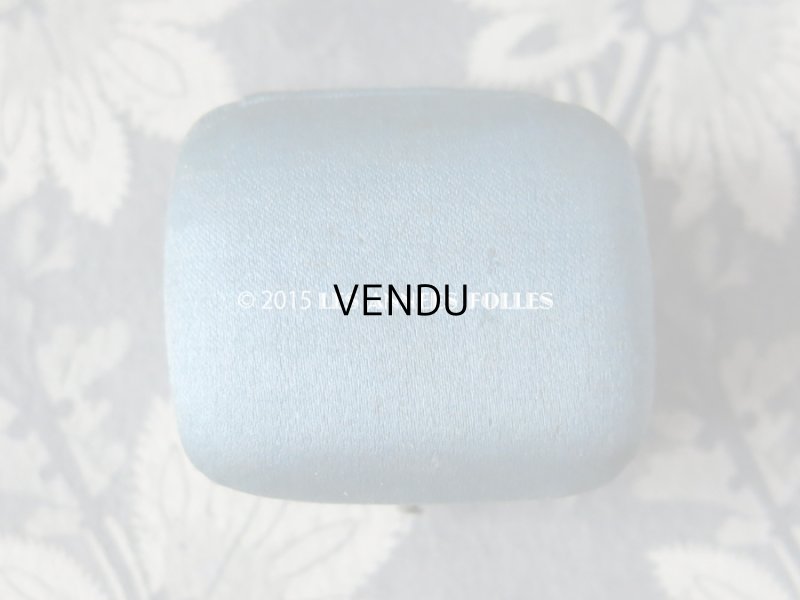 画像3: アンティーク ジュエリーボックス ブルーのシルクサテン地