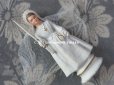 画像2: アンティーク コミュニオン 石膏人形 コミュニオンのドレスを着た少女 (2)