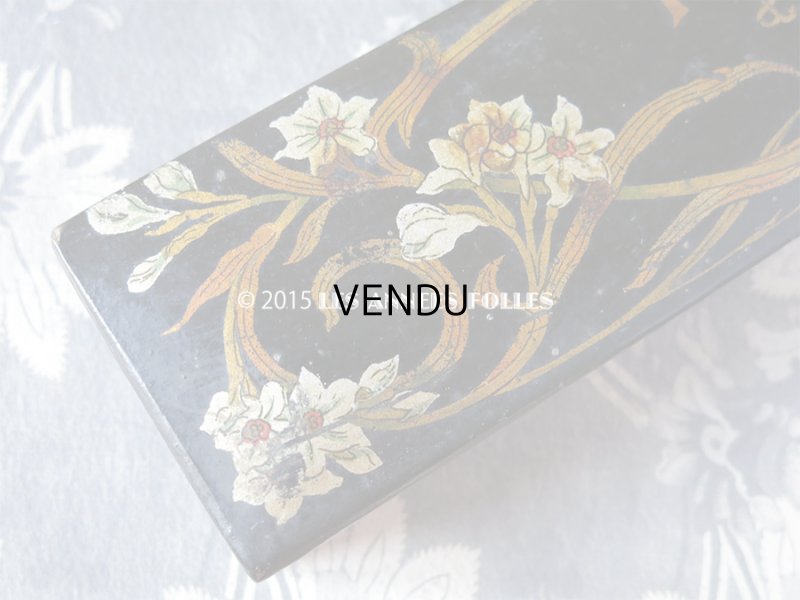 画像3: 19世紀末 アンティーク 白百合のペンケース PLUMES & CRAYONS