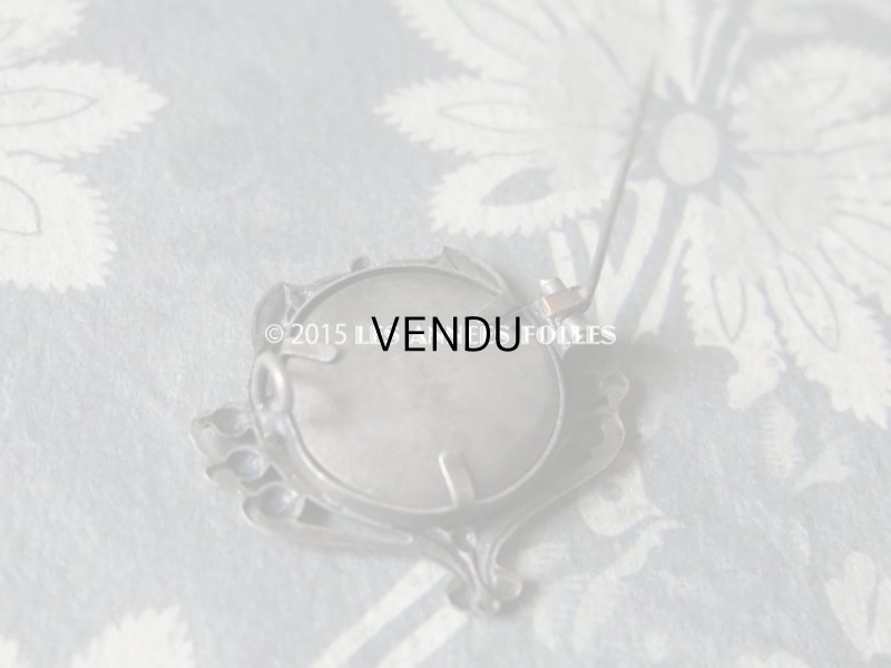 画像4: アンティーク フォトフレームのブローチ 鈴蘭