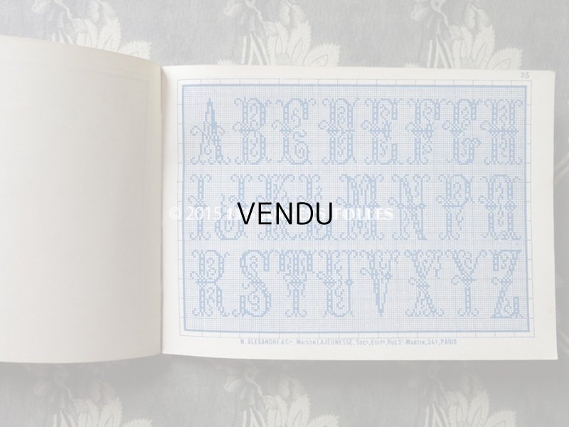 画像10: 19世紀末 アンティーク ボンマルシェ クロスステッチ & イニシャル モノグラム 刺繍図案帳 MANUELE DE MARQUES & BRODERIES N 148 -AU BON MARCHE-