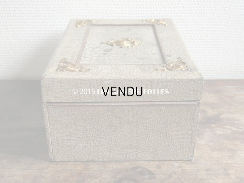 画像12: ＊蚤の市＊19世紀末 アンティーク 大きな裁縫箱 引き出し付き メルスリーの木箱