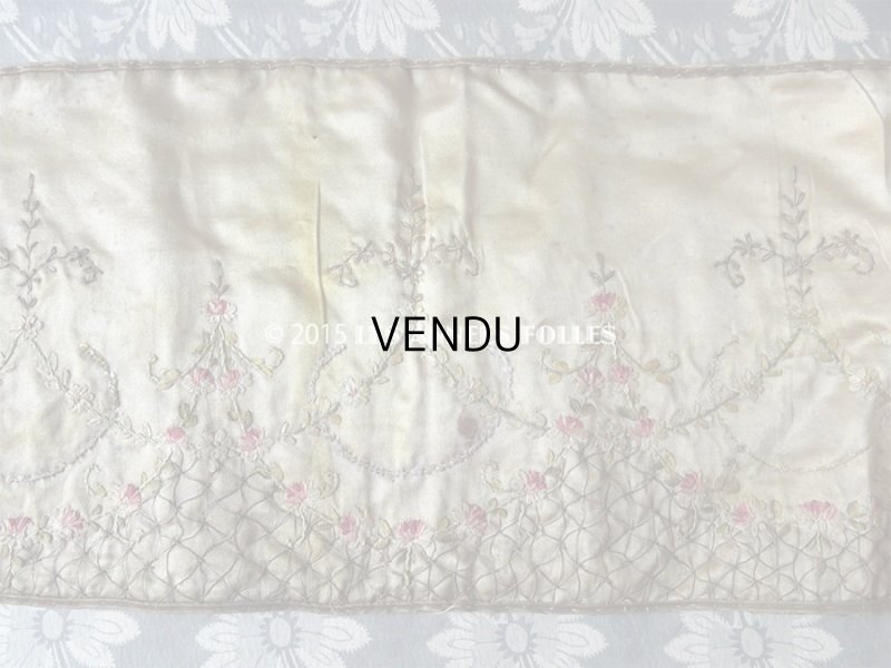 画像5: 19世紀末 アンティーク  リボン刺繍入り シルク布 花のガーランド