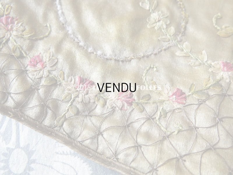 画像3: 19世紀末 アンティーク  リボン刺繍入り シルク布 花のガーランド