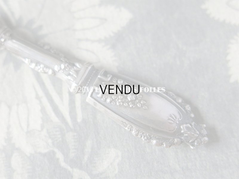 画像12: 19世紀 アンティーク シルバー製 裁縫道具セット 薔薇のガーランド レザーケース付