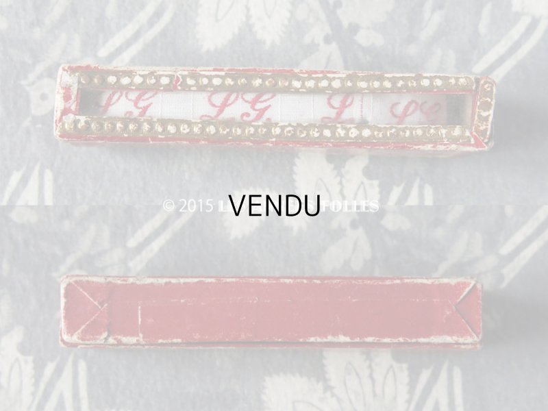 画像5: 1900年代 アンティーク 硝子の蓋の紙箱入り イニシャルテープ