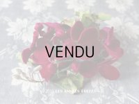 アンティーク コサージュ ベルベット製 ガーネット色の花
