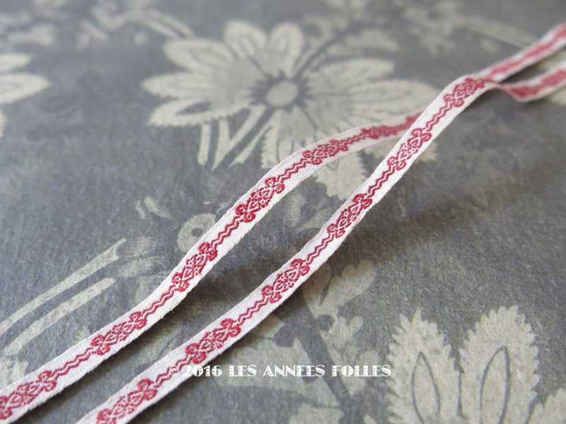 画像4: 1900年頃 アンティーク トリム ドール用 極細 4.5mm幅 ワインレッドの刺繍入り