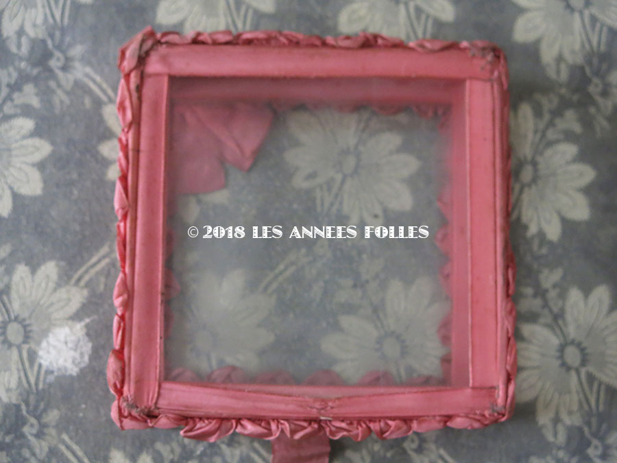 アンティーク リボンワークのガラスケース オールドローズ色 Les Annees Folles アンティーク リボンワークのガラスケース オールドローズ色 Les Annees Folles