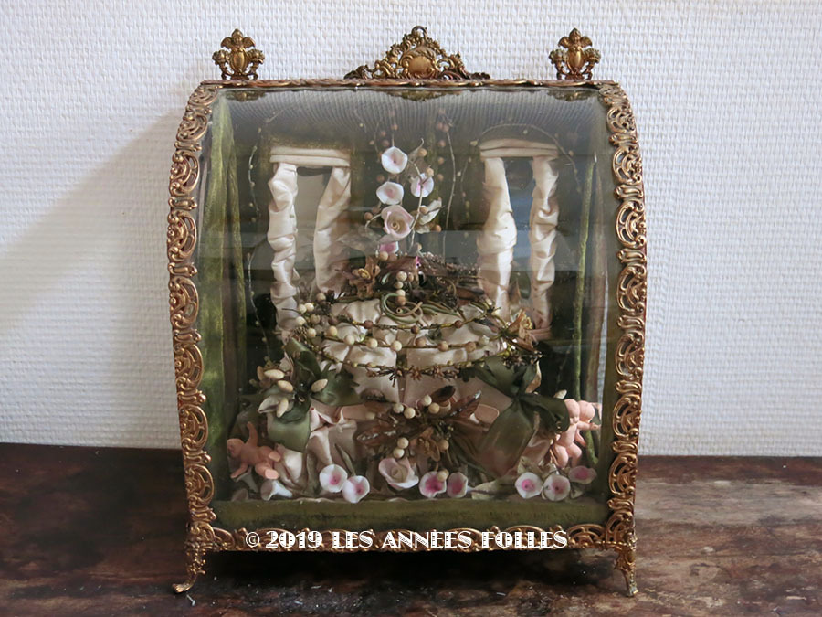 19世紀末 アンティーク グローブ・ド・マリエ ピンクのクッション 