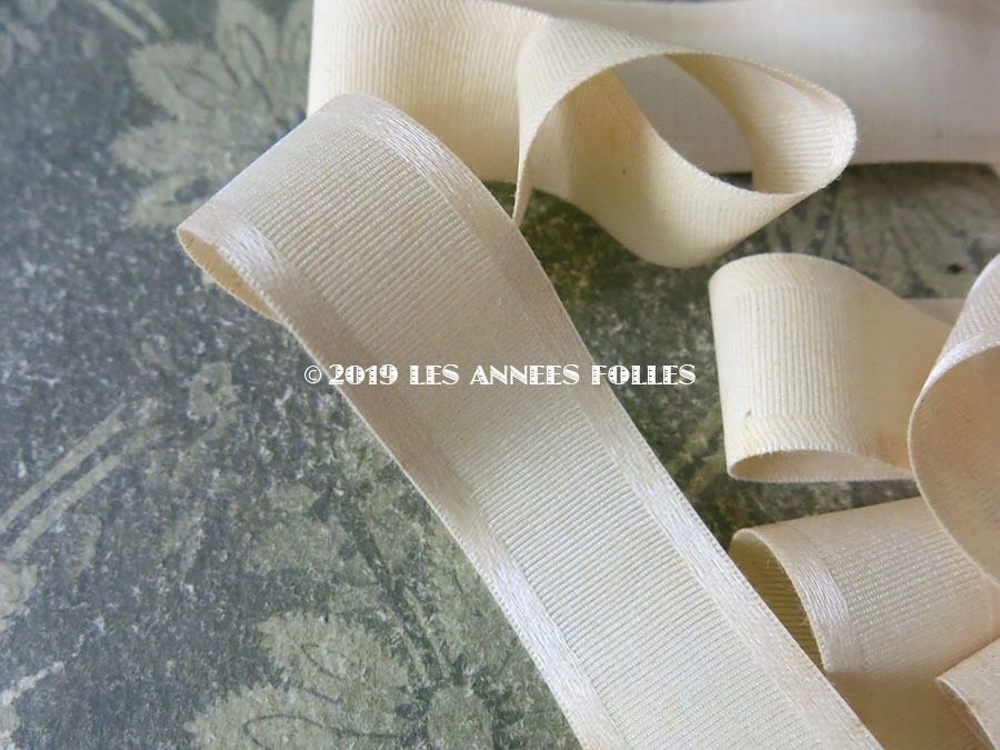 1900年代 アンティーク シルク製 グログランリボン サテンの縁取り オフホワイト アイボリー Les Annees Folles