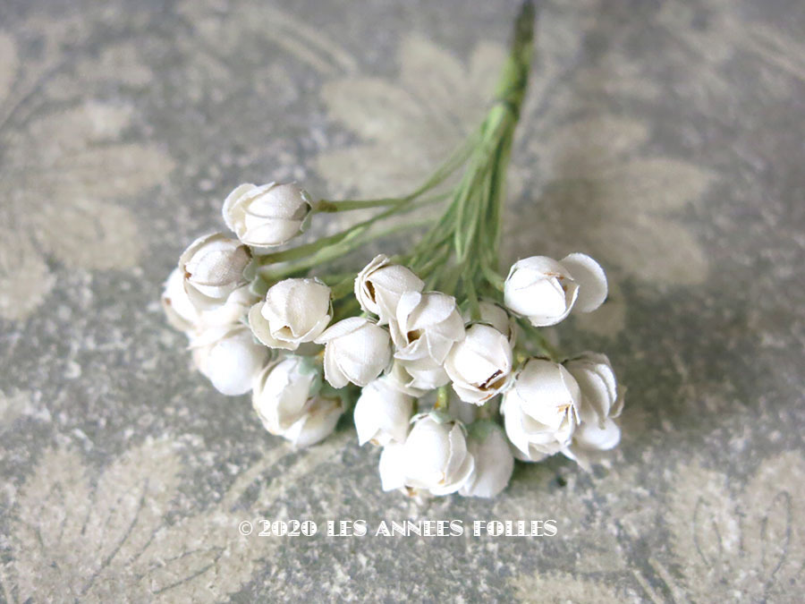 アンティーク 布花材料 白い花の蕾 27ピースのセット Les Annees Folles