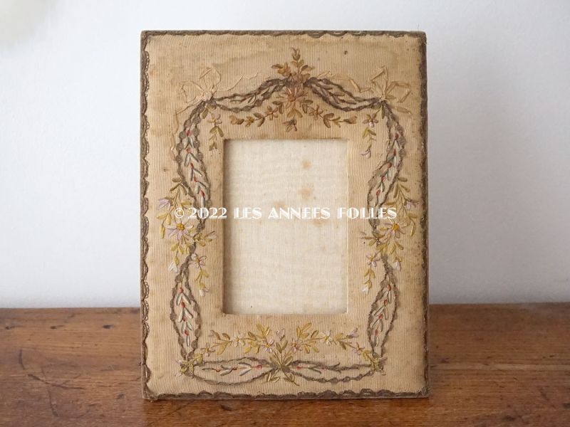 アンティーク リボン刺繍のフォトフレーム リボン 花のガーランド Les Annees Folles アンティーク リボン刺繍のフォトフレーム リボン 花のガーランド Les Annees Folles