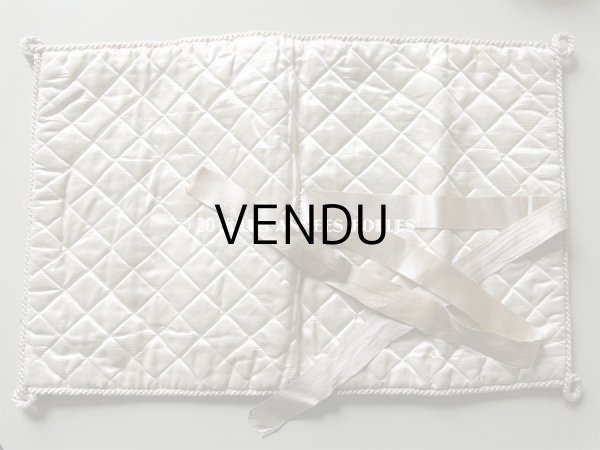 画像5: 1900年代 アンティーク モノグラム『H.S』花の刺繍入り ハンカチ＆ランジェリー用ポシェット (5)