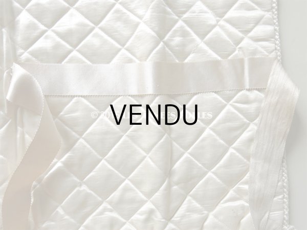 画像6: 1900年代 アンティーク モノグラム『H.S』花の刺繍入り ハンカチ＆ランジェリー用ポシェット (6)