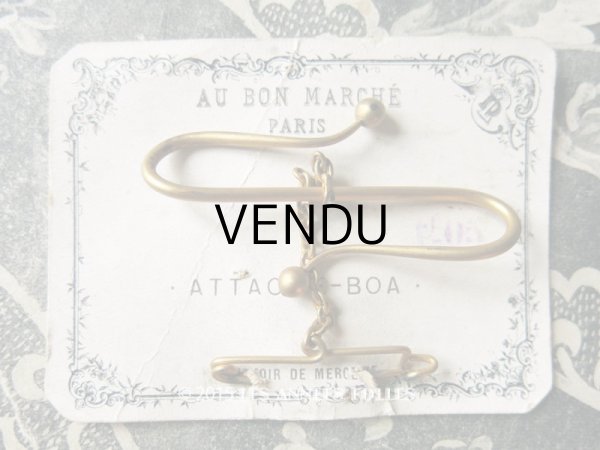 画像1: 19世紀末 アンティーク ボンマルシェ 台紙付き ゴールドのピン COMPTOIR DE MERCERIE -AU BON MARCHE- (1)