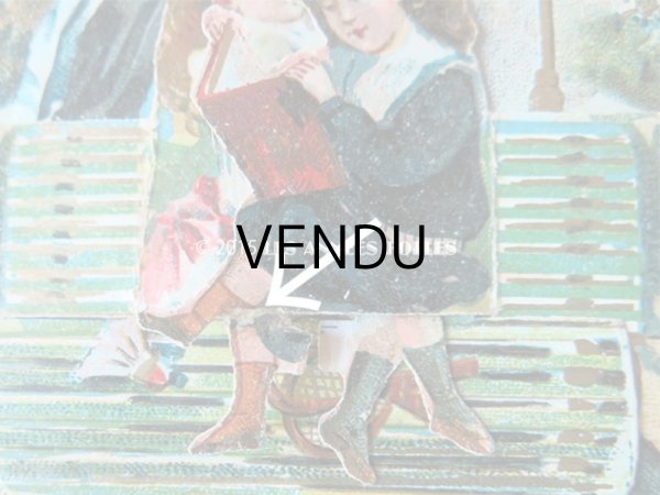 画像5: アンティーク 立体クロモ お人形遊びと読書する子供達 - AU BON MARCHE - (5)