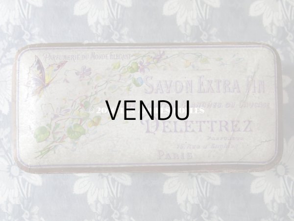 画像3: 1900年代 アンティーク ソープボックス 菫＆蝶々 SAVONS EXTRA FINS AUX VIOLETTES BLANCHES DU CAUCASE - DELETTREZ PARIS - (3)