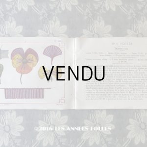 画像: 19世紀末 アンティーク 毛糸で作る花のモチーフ 図案帳 MODELES DE FLEURS EN LAINE AVEC EXPLICATIONS DE A.ROUYER, EDITEUR, PARIS