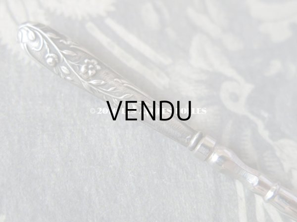 画像3: アンティーク シルバー製 薔薇 目打ち  裁縫道具 (3)