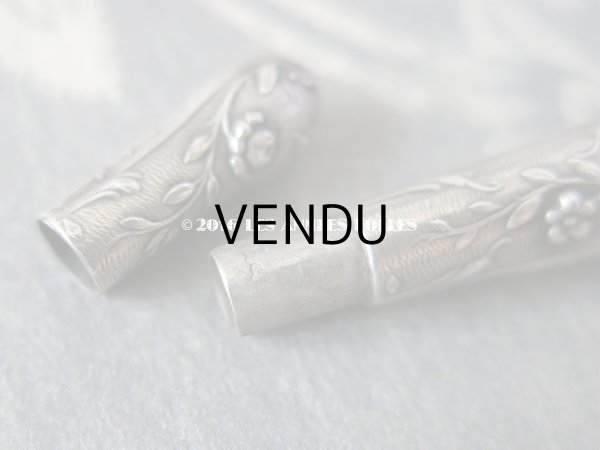 画像5: アンティーク シルバー製 薔薇 ニードルケース  裁縫道具 (5)