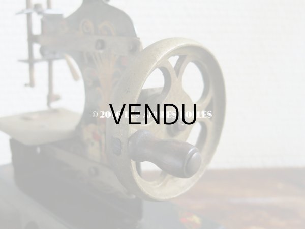 画像6: 1930年代 アンティーク トイミシン 赤ずきんちゃん CASIGE (6)