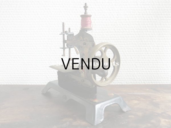 画像5: 1930年代 アンティーク トイミシン 赤ずきんちゃん CASIGE (5)