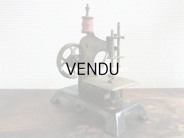 画像7: 1930年代 アンティーク トイミシン 赤ずきんちゃん CASIGE (7)