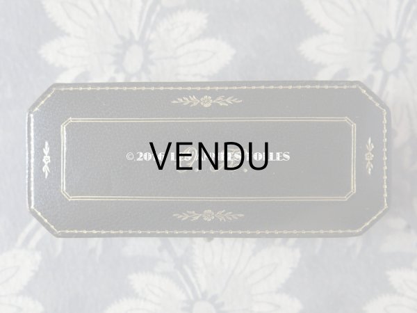 画像6: 19世紀末 アンティーク 金彩入り ジュエリーボックス 本革 モノグラム【 O.K 】 B.NOURY JOAILLIER PARIS (6)