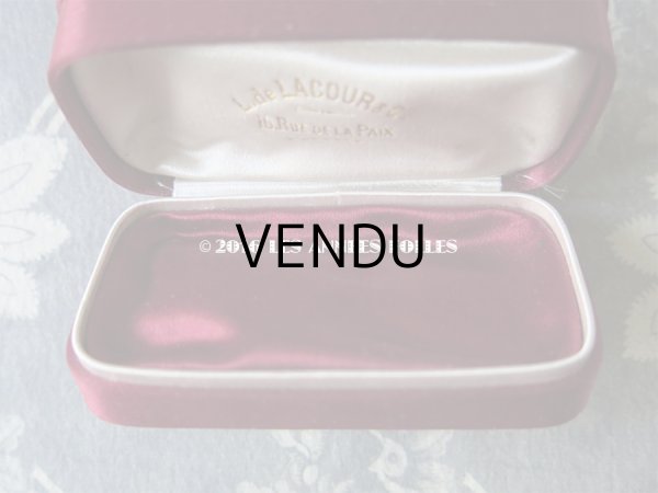 画像7: 19世紀末 アンティーク ジュエリーボックス ボルドー色 シルクサテン地 (7)