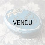 画像: アンティーク プランタン 花かごのメタル缶 - AU PRINTEMPS PARIS -