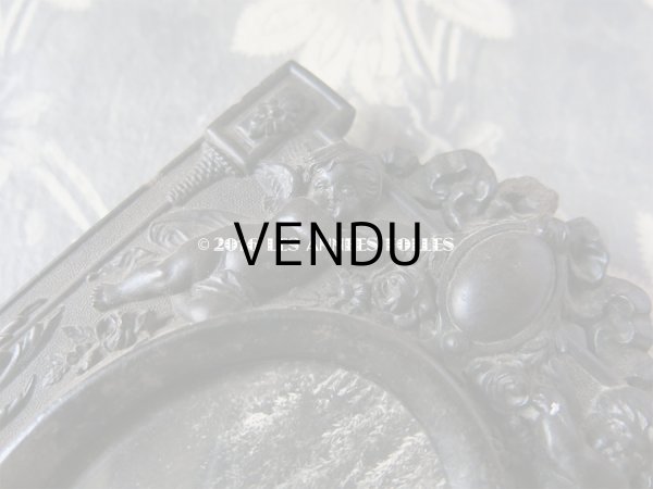 画像5: 19世紀 ナポレオン3世 アンティーク 木製 フォトフレーム 天使＆薔薇とリボンのメダイヨン (5)