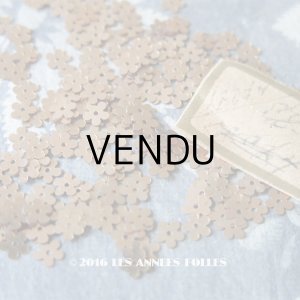 画像: 1900年代 アンティーク ゼラチン製 スパンコール 花 フラワー 5mm 約305ピース 