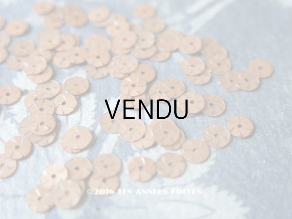 画像1: 1900年代 アンティーク ゼラチン製 スパンコール コッパー 5mm 約108ピース  (1)