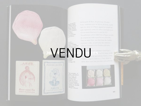 画像8: パフュームカードの本 LES CARTES PARFUMEES Marina Sebbag et Monique Cabre (8)