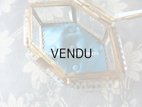 画像7: アンティーク ジュエリーボックス スモーキーブルーのクッション (7)