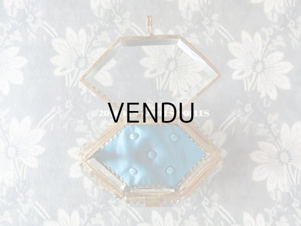 画像6: アンティーク ジュエリーボックス スモーキーブルーのクッション (6)