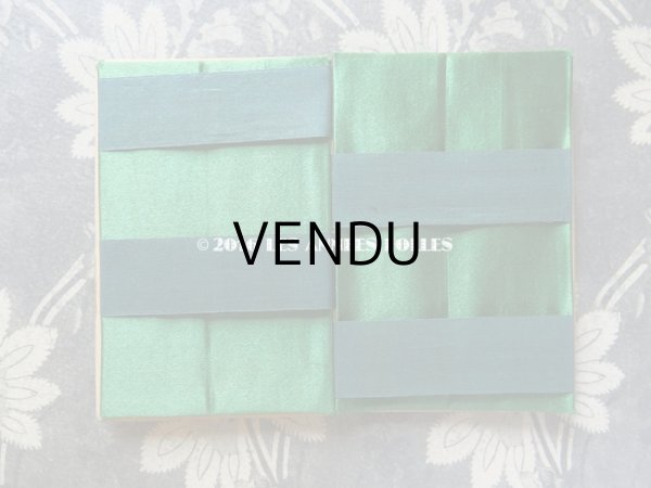 画像5: 19世紀 アンティーク  ニードルケース 薔薇のブーケ＆勿忘草のリース (5)