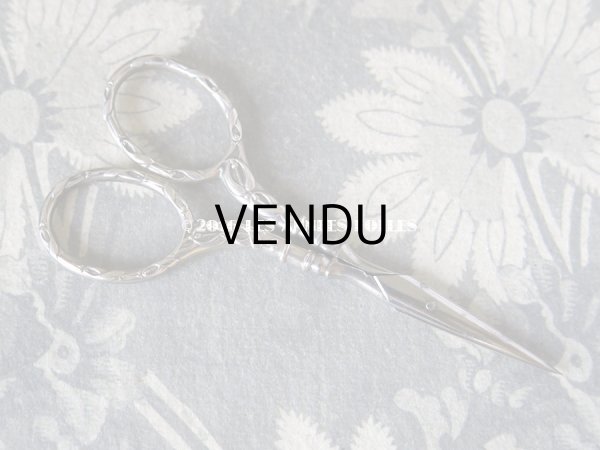 画像3: 19世紀 アンティーク シルバー製 ヤドリギ 裁縫道具セット  (3)