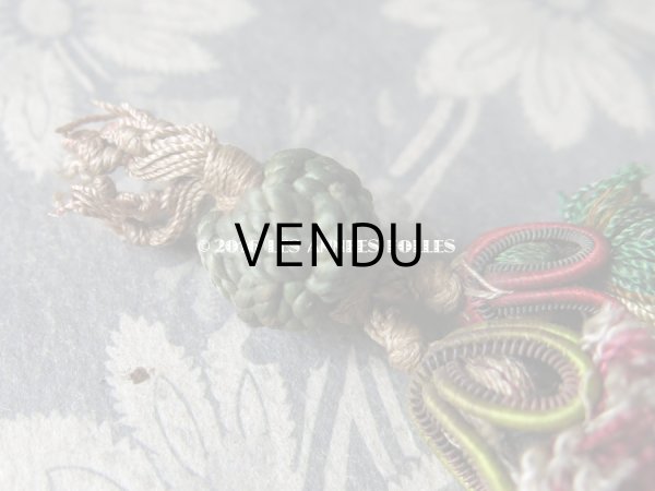 画像3: ★2016クリスマスセール対象外★ 19世紀 アンティーク パスマントリー 小さなポンポン (3)