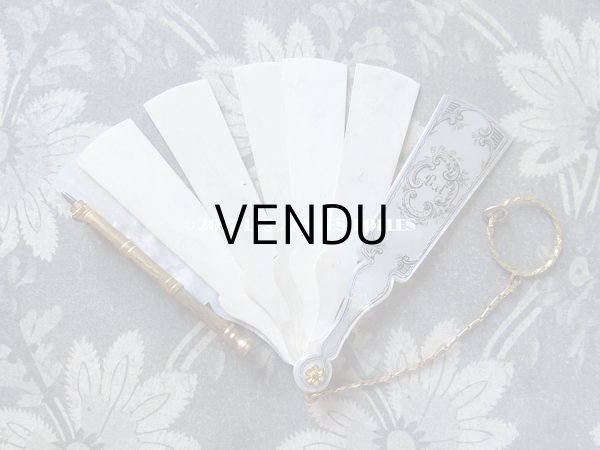 画像3: 19世紀初頭  舞踏会の手帳 ペンシル付 マザーオブパール製 ファン型 CARNET DE BAL カルネ・ド・バル (3)