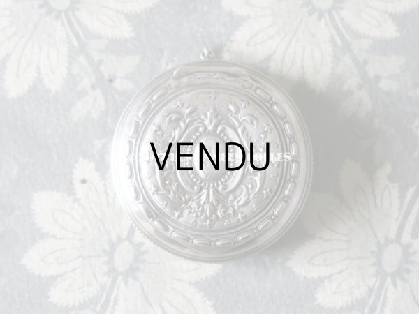 画像3: 1900年代 アンティーク シルバー製 パウダーケース モノグラム (3)