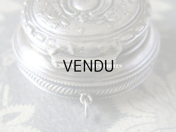 画像8: 1900年代 アンティーク シルバー製 パウダーケース モノグラム (8)