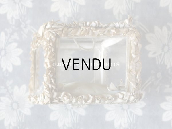 画像10: アンティーク ジュエリーボックス リボンワーク 淡いブルーのクッション (10)