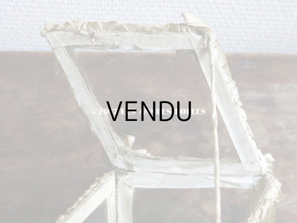 画像5: アンティーク ジュエリーボックス リボンワーク 淡いブルーのクッション (5)